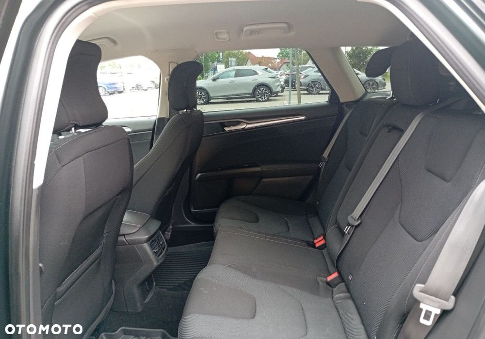 Ford Mondeo - 18
