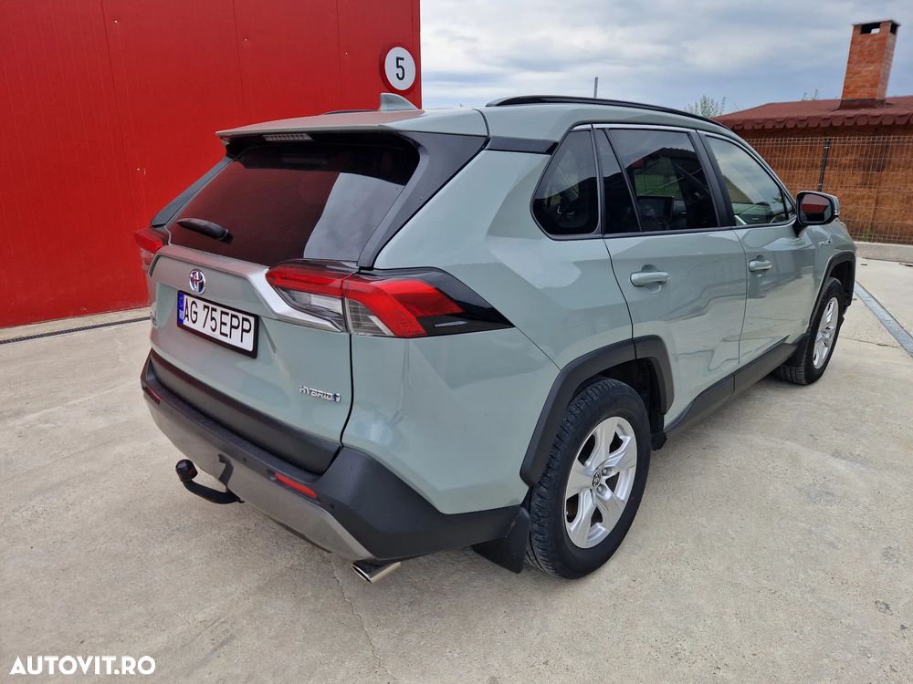 TOYOTA RAV4 2019 — imagine 3