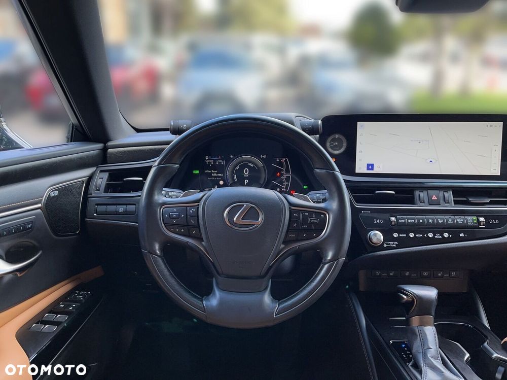 Lexus ES 300h Prestige - 7