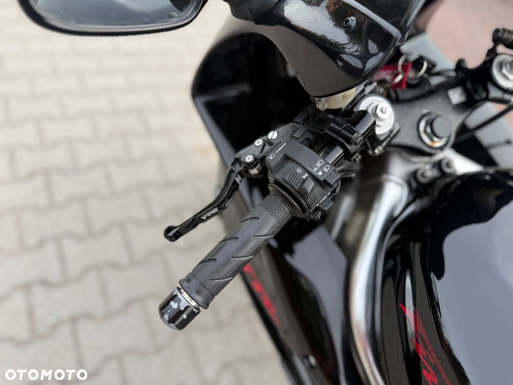 Honda VTR - 26