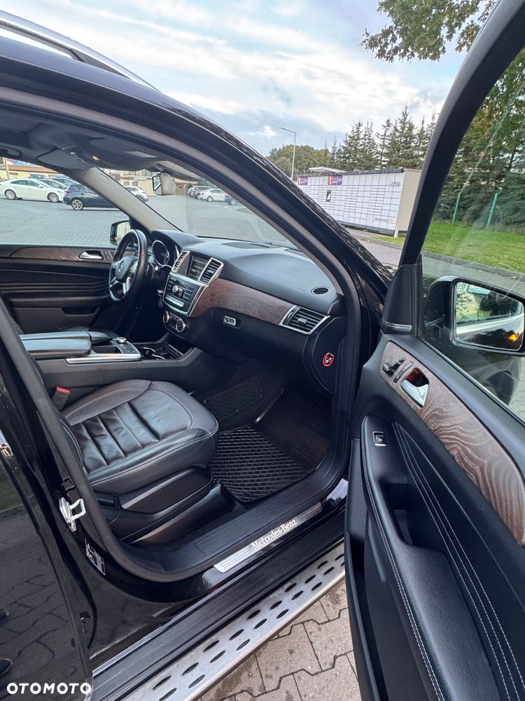 Mercedes-Benz ML 350 BlueTec 4-Matic - 18