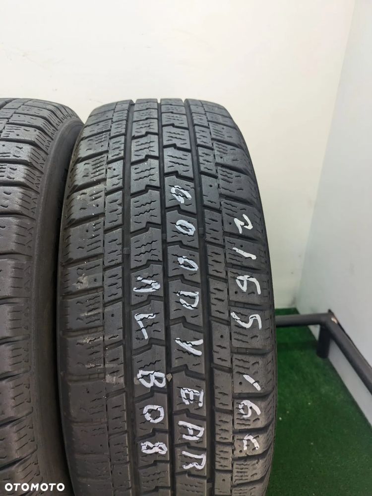 215 65 16C Goodyear Cargo ultra grip - 3