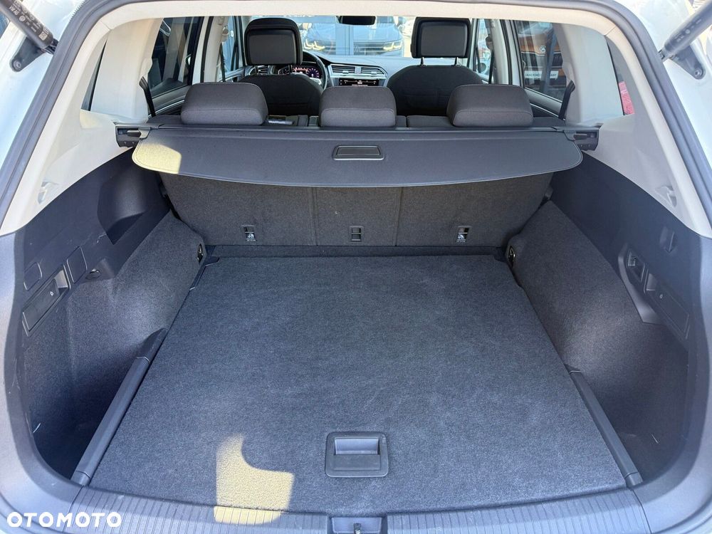 Volkswagen Tiguan Allspace - 14