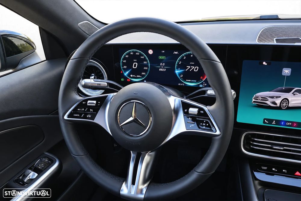 Mercedes-Benz CLA 180 Standard - 14