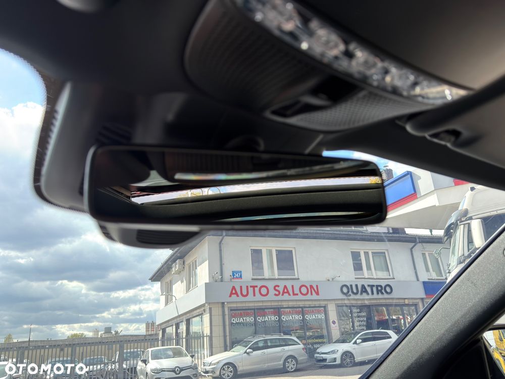 Mercedes-Benz Klasa E AMG 63 S 4-Matic+ - 37