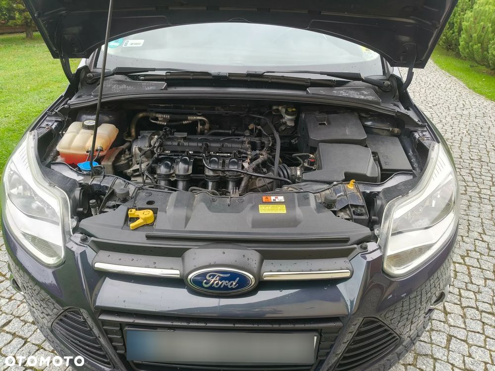 Ford Focus 1.6 Ambiente - 11