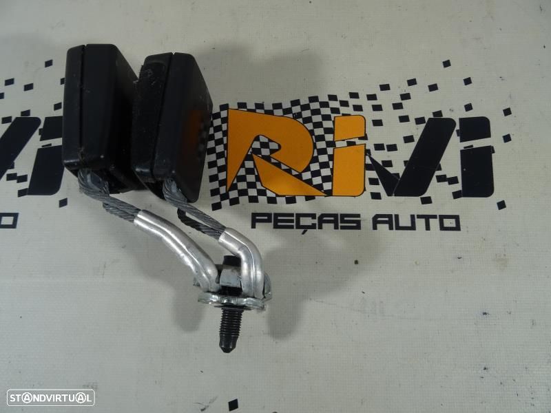 Encaixe De Cinto Traseiro Volkswagen Passat Variant (365)  Encaixe De - 1