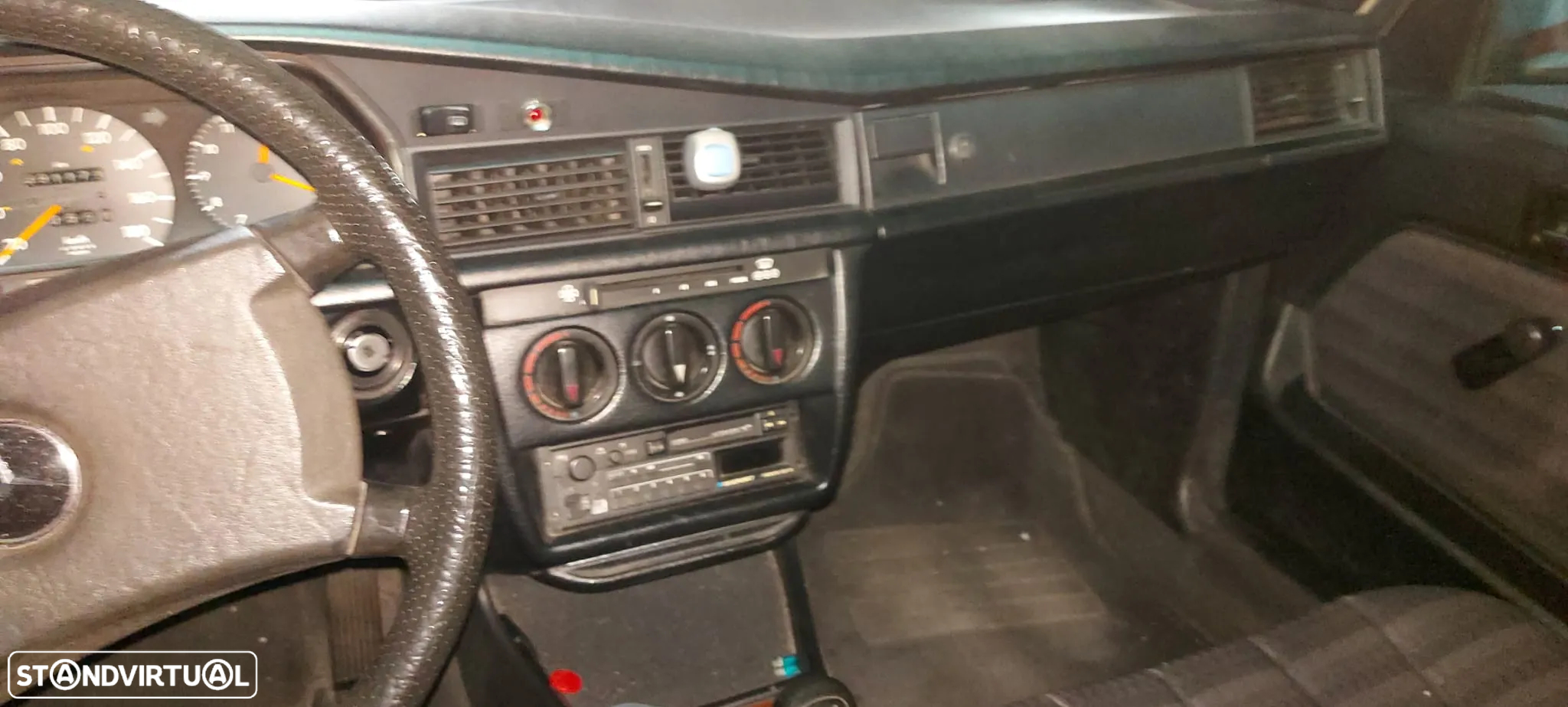 Mercedes-Benz 190 D 2.0 - 2