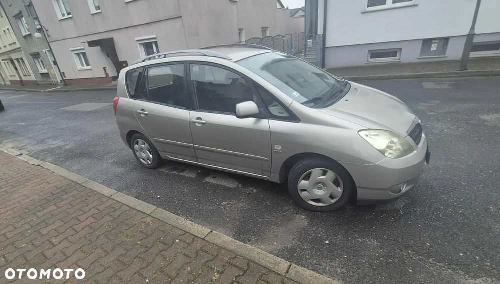 Toyota Corolla Verso 1.6 Terra - 2