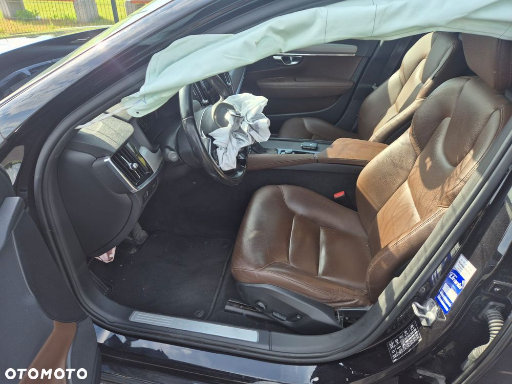 Volvo V90 D4 AWD Geartronic Momentum - 12