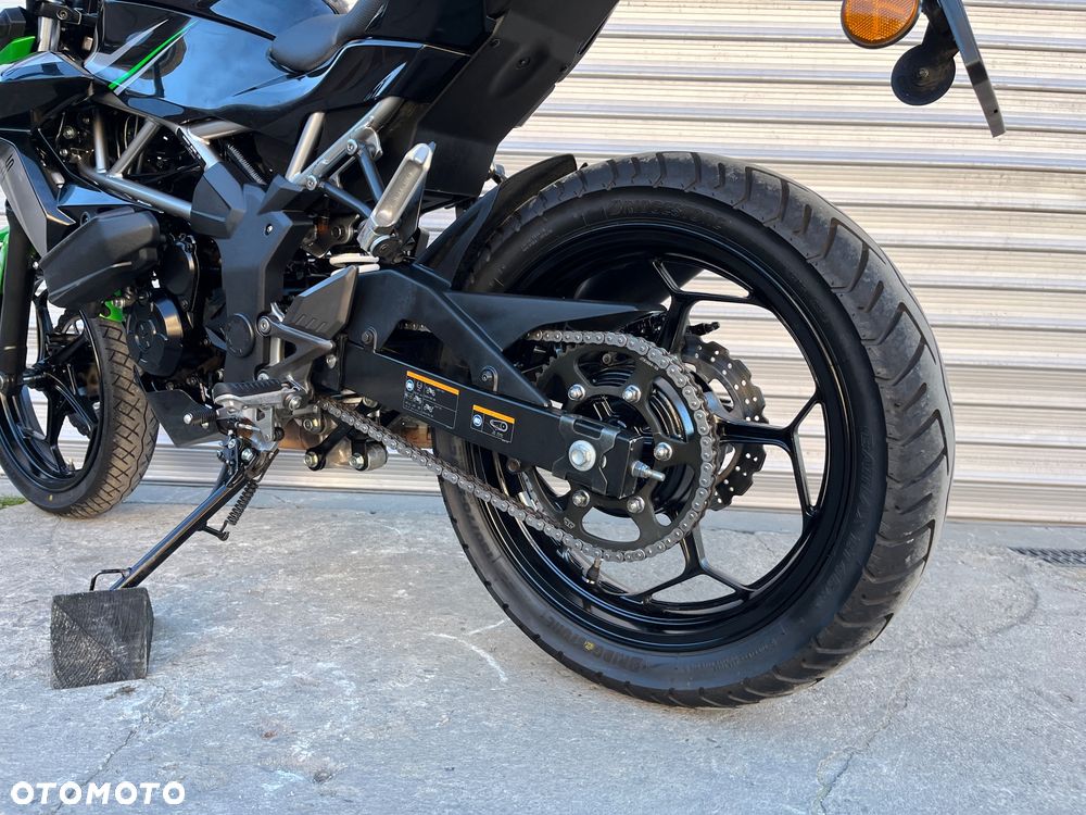 Kawasaki Z - 32