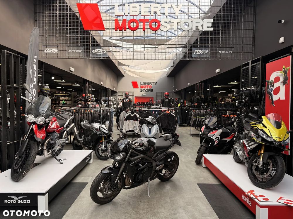 Triumph Street Triple - 3