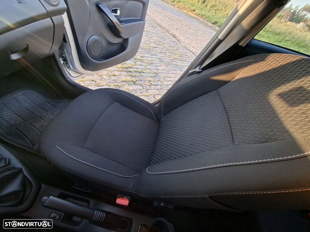 Dacia Logan MCV 0.9 TCe Comfort - 23