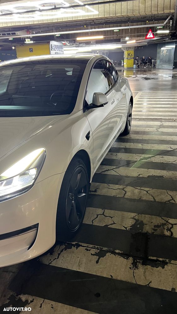 Tesla Model 3 Long Range AWD Premium - 3