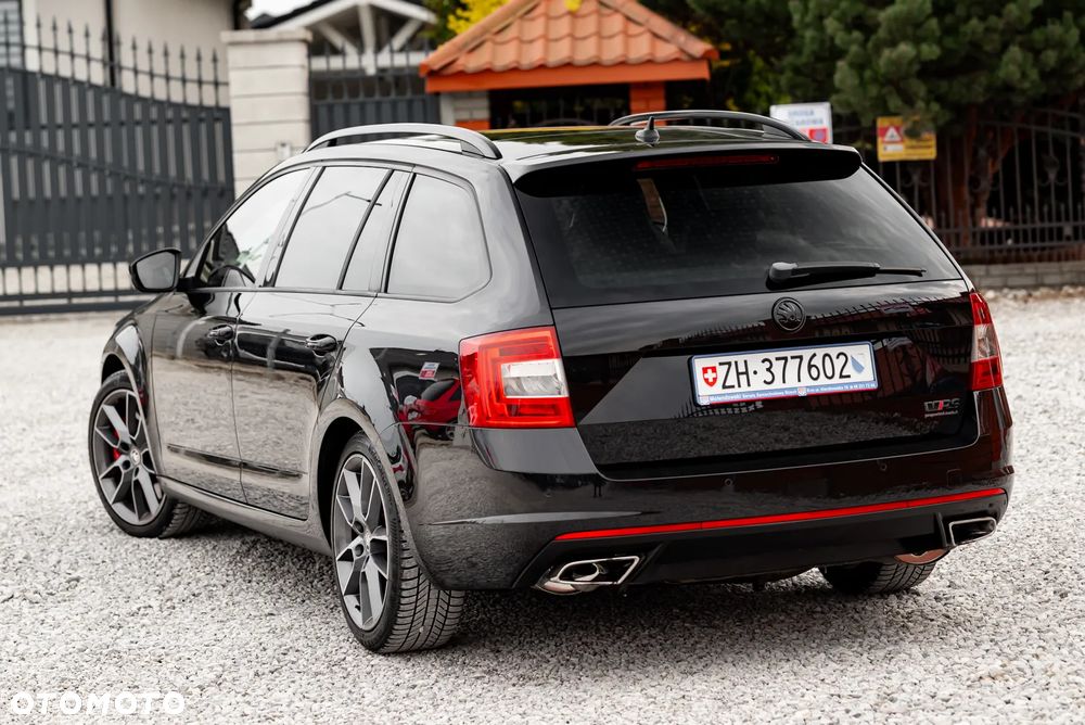 Skoda Octavia 2.0 TSI (Green tec) DSG RS - 12