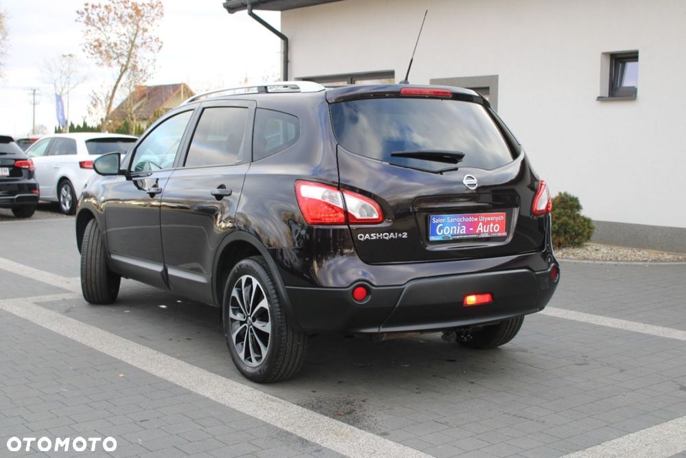 Nissan Qashqai+2 - 5