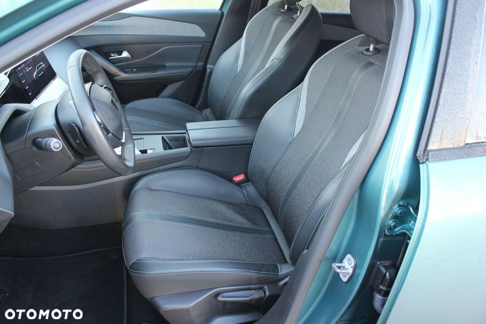 Peugeot 308 - 13
