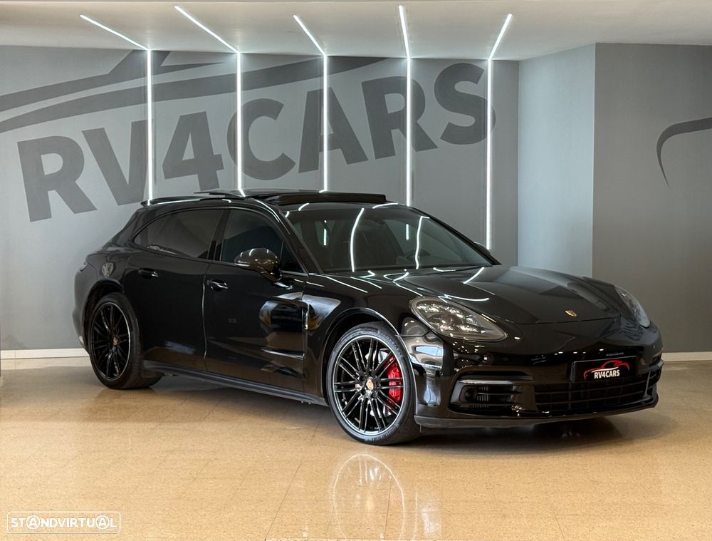 Porsche Panamera Sport Turismo 4 E-Hybrid - 4