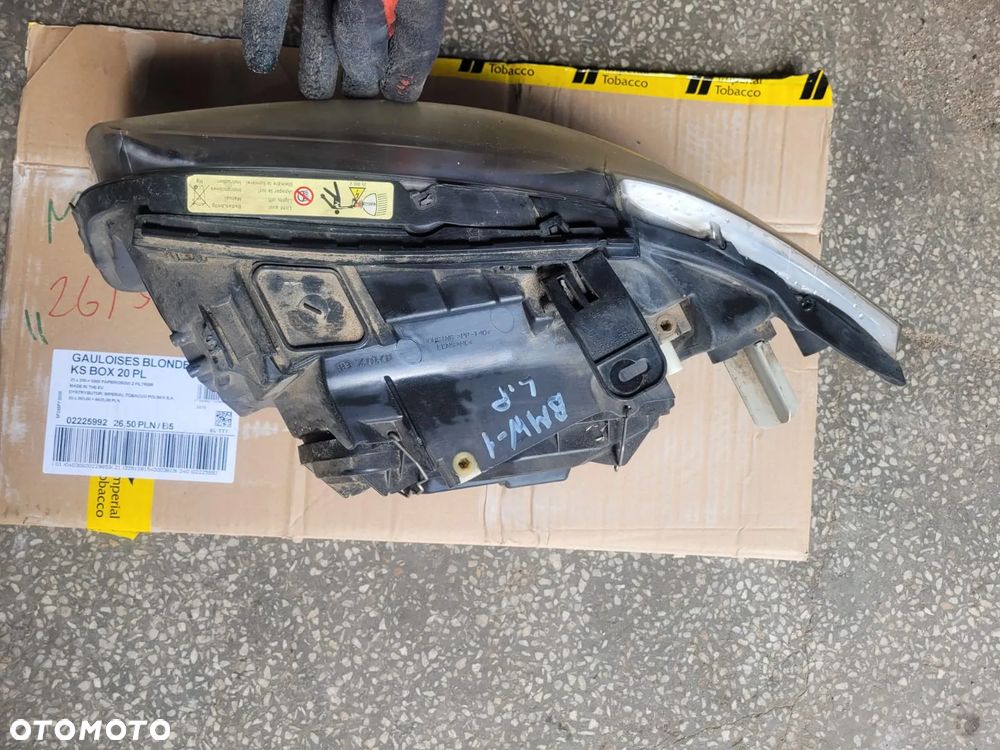 Lampa prawy przód  xenon BMW seria 1 E87 - 3
