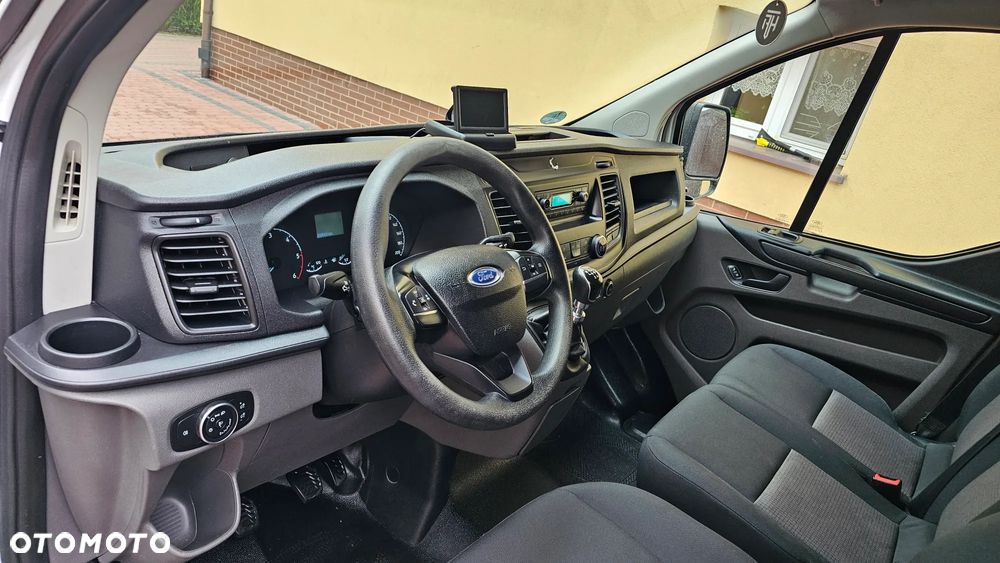 Ford Transit Custom - 26