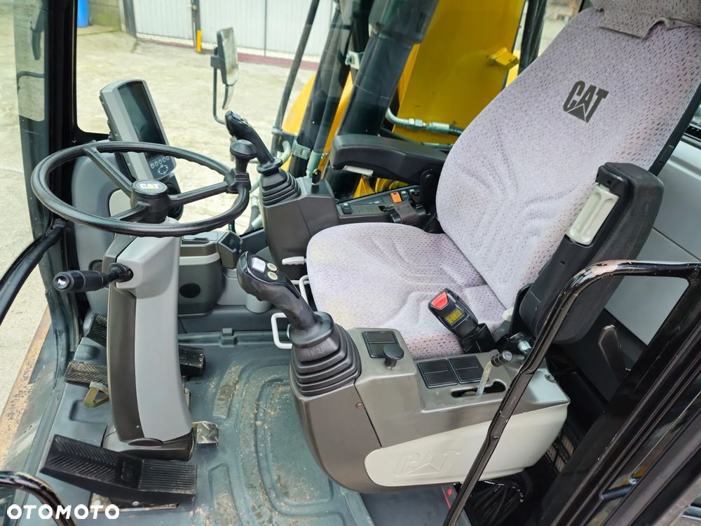 Caterpillar 313 D - 21
