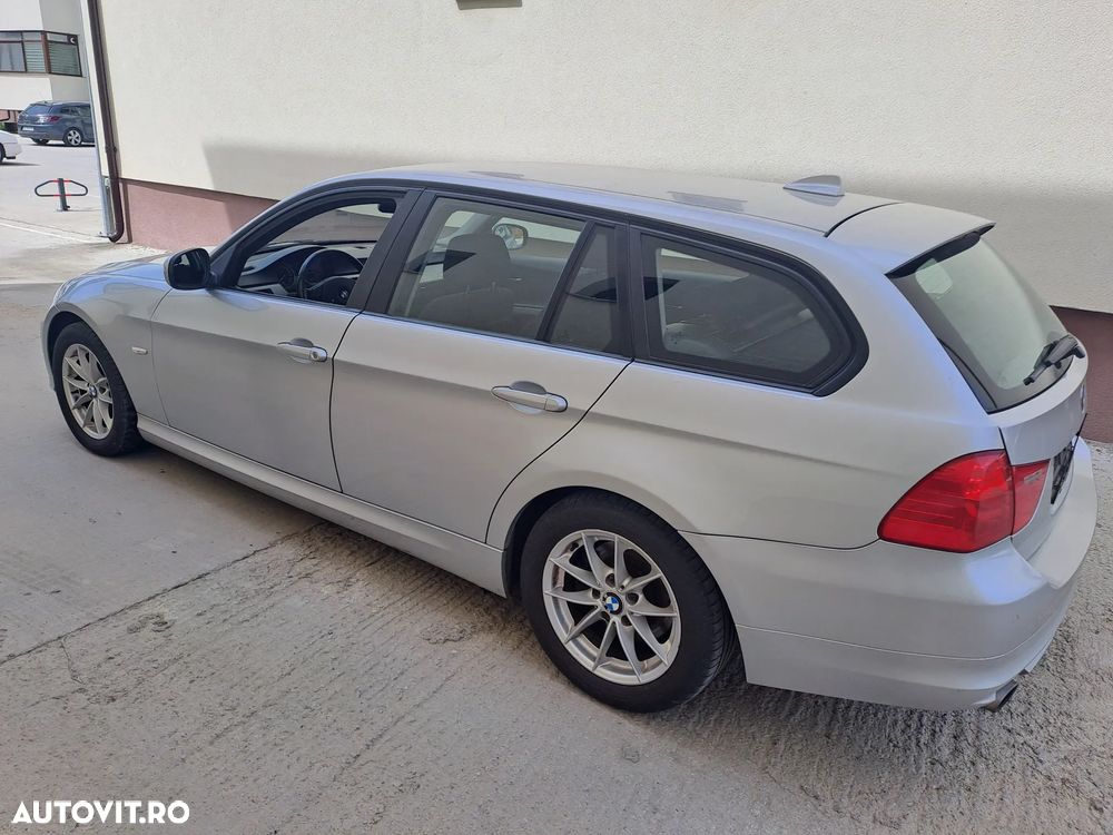 BMW Seria 3 320d - 11