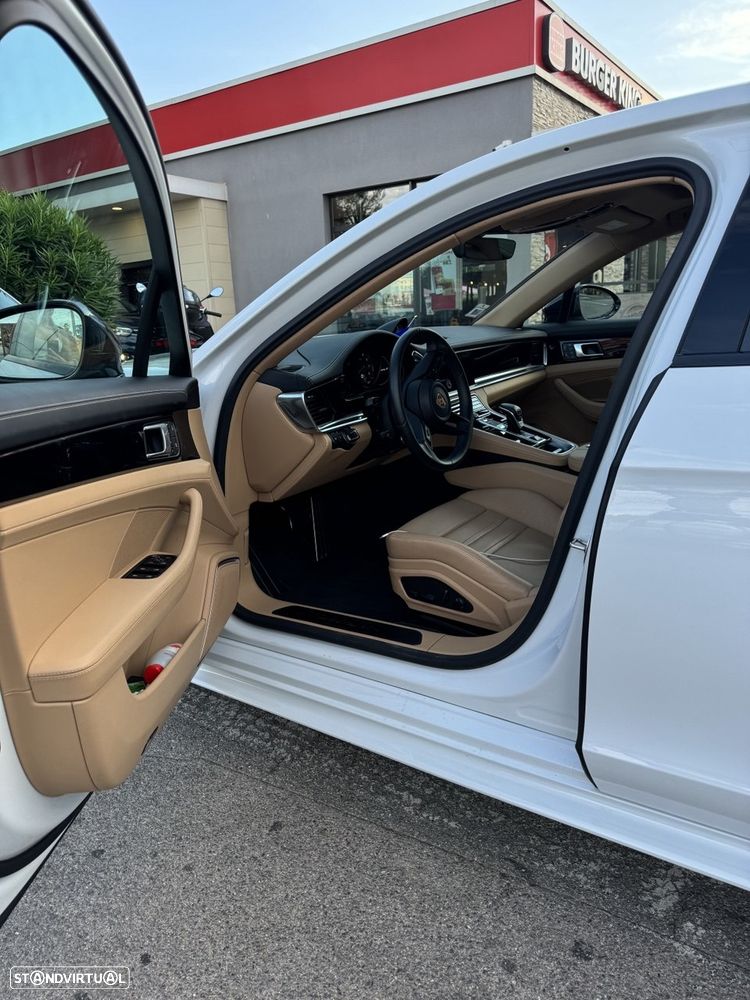 Porsche Panamera Sport Turismo 4S E-Hybrid - 7