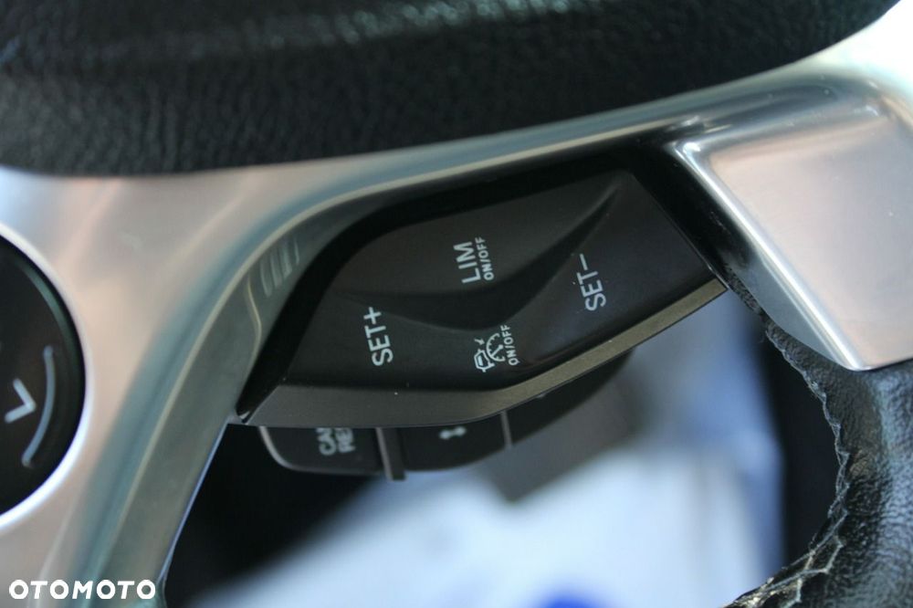 Ford Transit Connect - 23