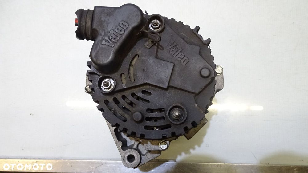 ALTERNATOR OPEL OMEGA B VALEO - 2