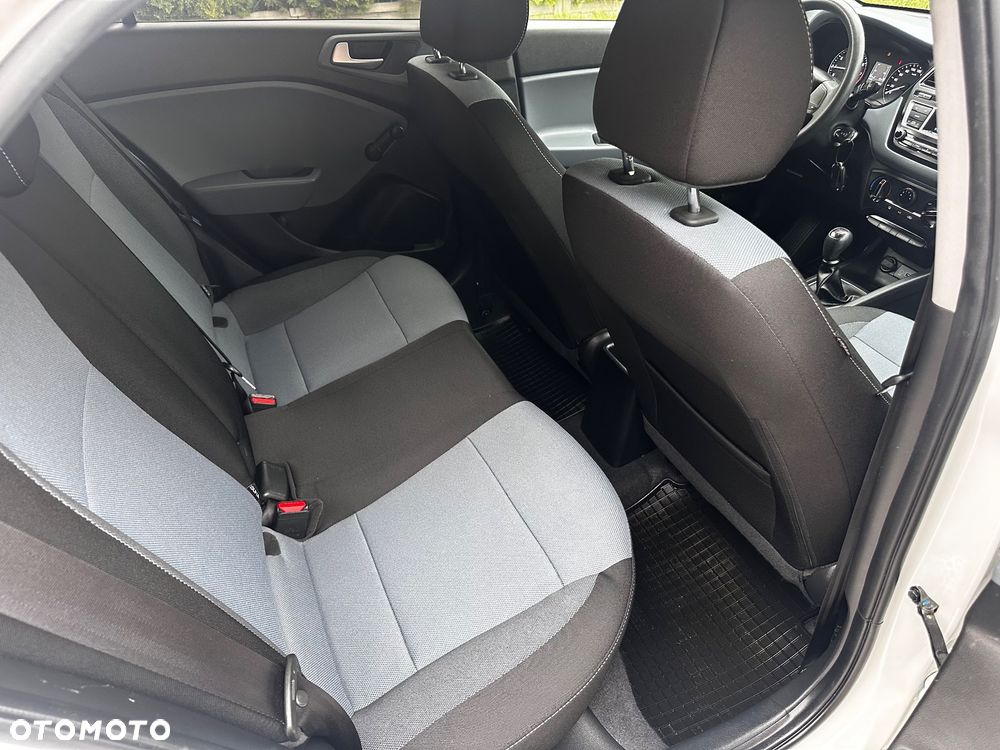 Hyundai i20 1.25 Comfort - 26