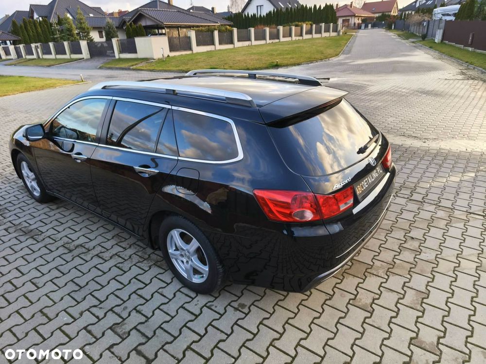Honda Accord 2.0 Elegance - 2