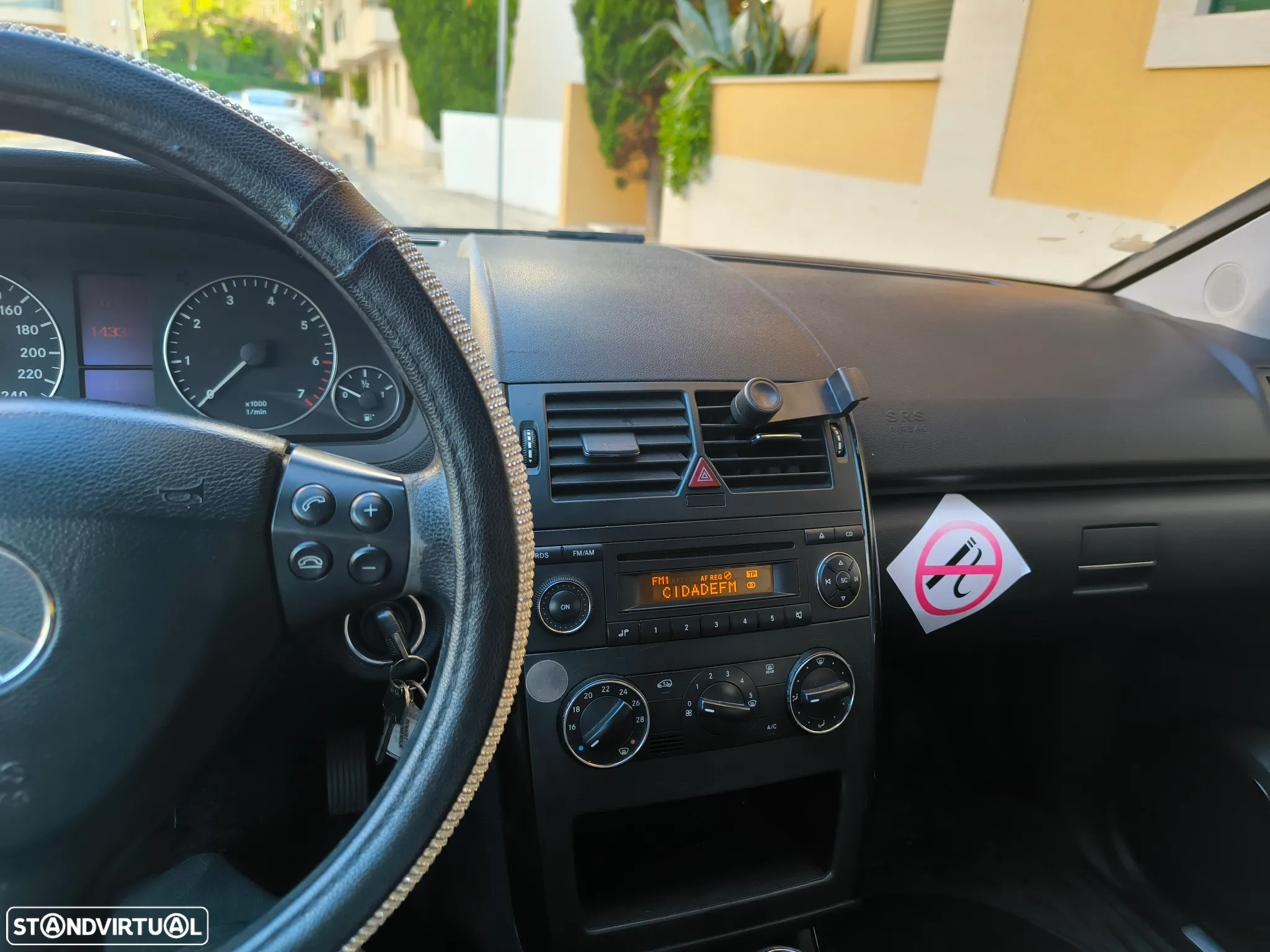 Mercedes-Benz A 150 Classic Automatic - 12
