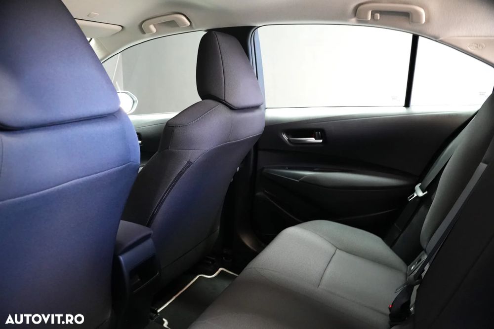 Toyota Corolla 1.8 HSD Eco - 9