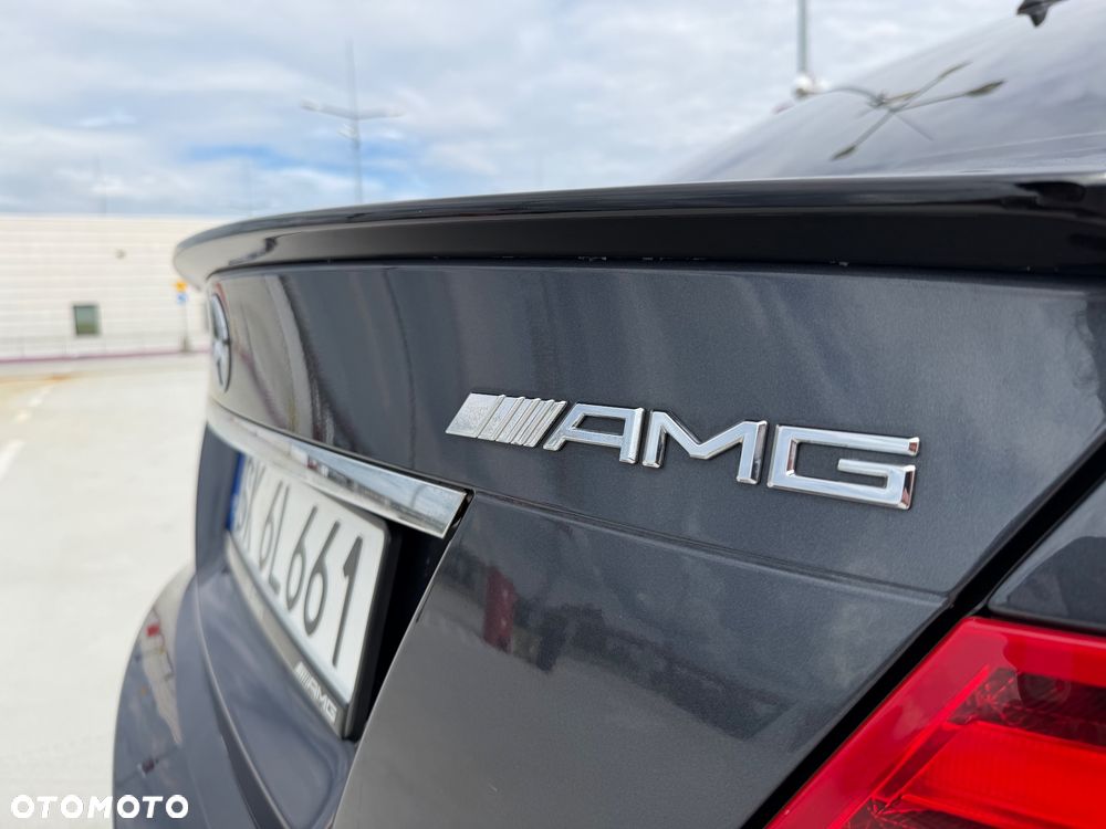 Mercedes-Benz Klasa C 63 AMG AMG SPEEDSHIFT MCT Edition 507 - 17