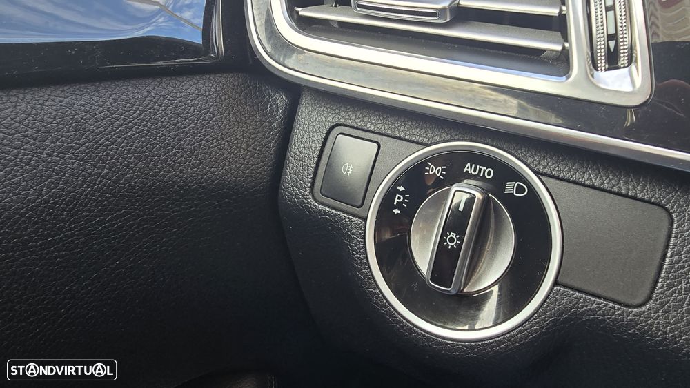 Mercedes-Benz E 250 CDi Avantgarde BlueEfficiency Auto. - 32