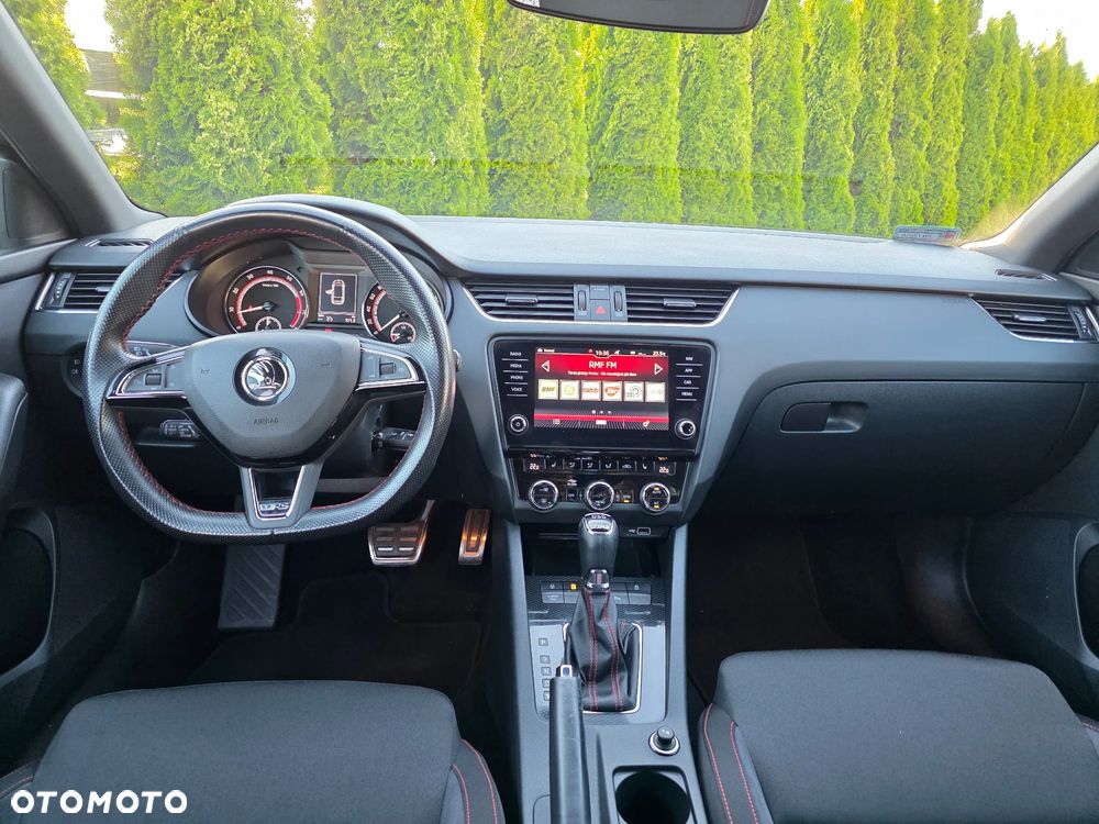 Skoda Octavia 2.0 TSI RS 245 DSG - 25
