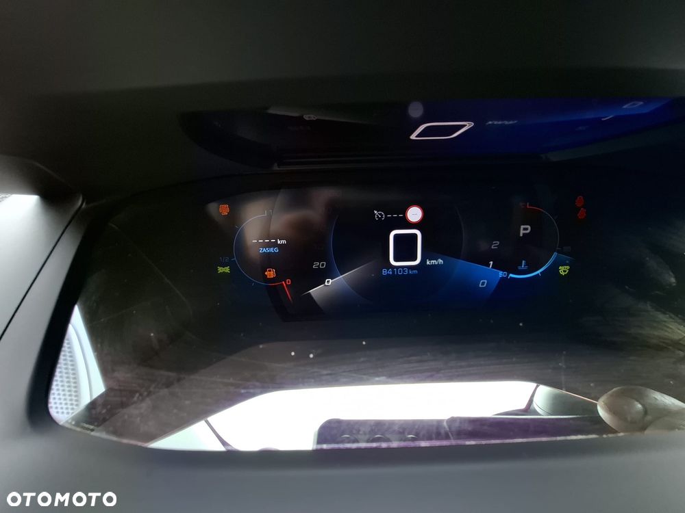 Peugeot 2008 PureTech 130 EAT8 GT - 23