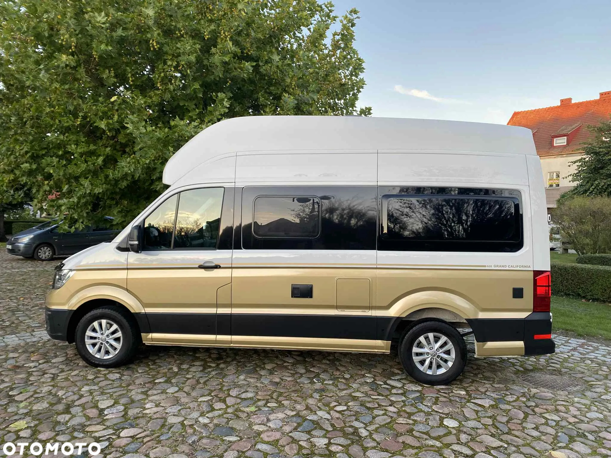 Volkswagen Grand California _ KAMPER _ Full Wersja _ 4 Osobowy - 29