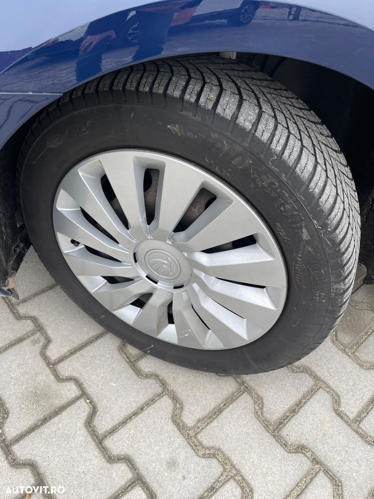 Skoda Octavia 1.6 TDI DPF Active Green tec - 13