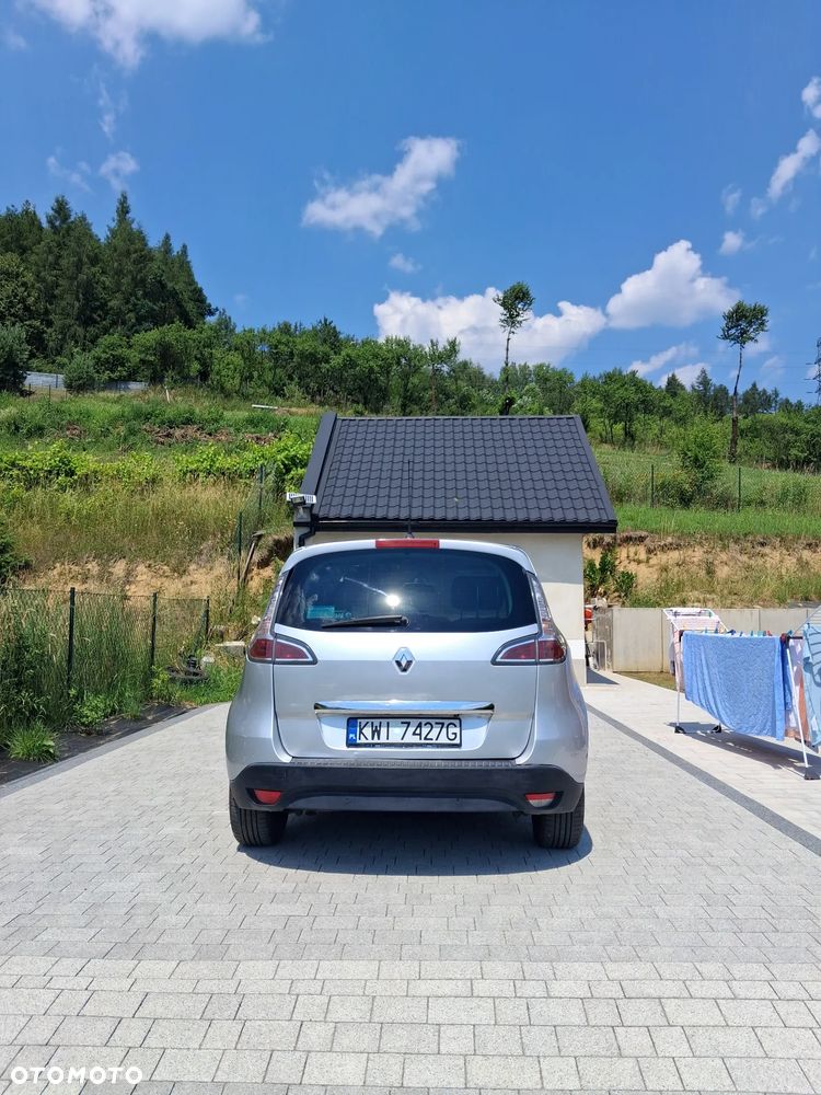 Renault Scenic 1.5 dCi Bose EDC - 8