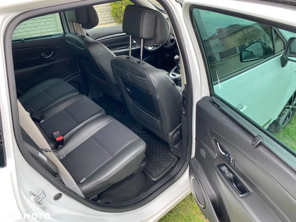 Renault Scenic 1.6 dCi Energy Bose Edition - 9