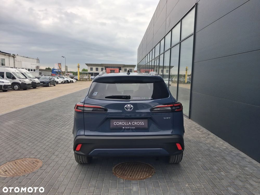 Toyota Corolla Cross - 10