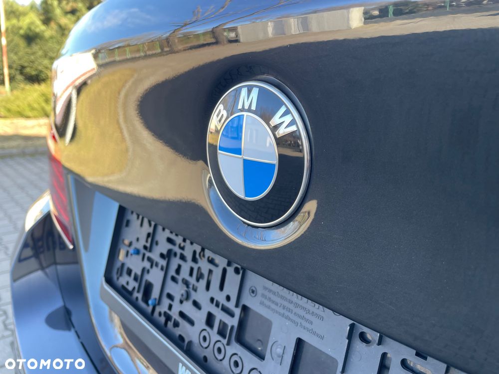 BMW Seria 5 535d Sport-Aut Luxury Line - 16