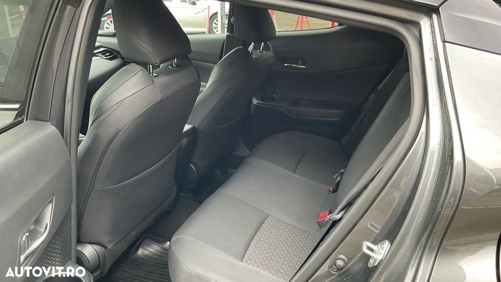 Toyota C-HR 2.0 HSD 184 CP 4x2 CVT Style - 35