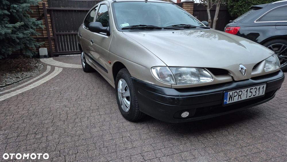 Renault Megane 1.4 RL - 5