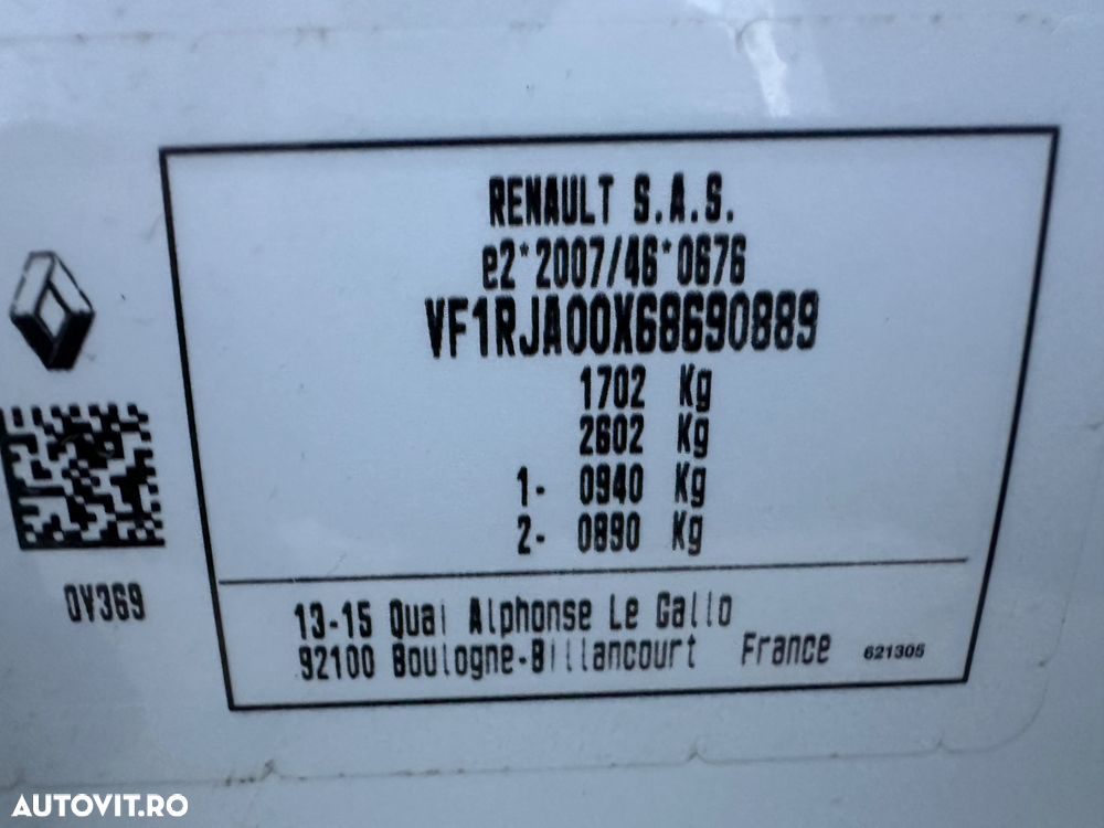 Renault Clio - 11