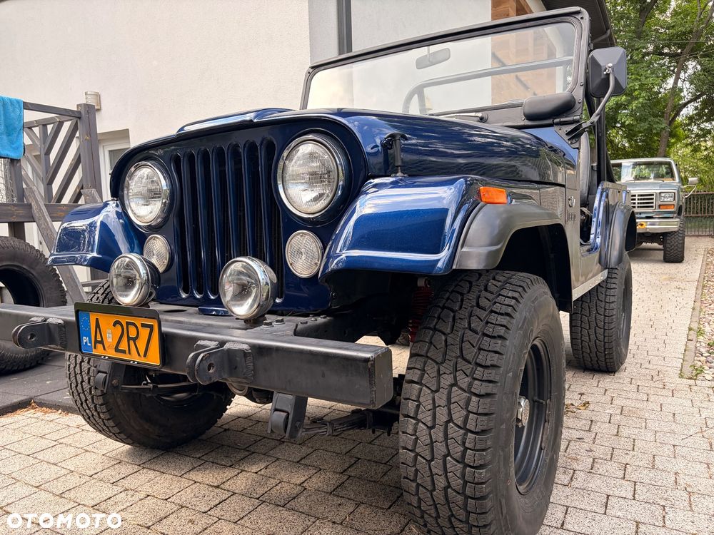 Jeep CJ - 2