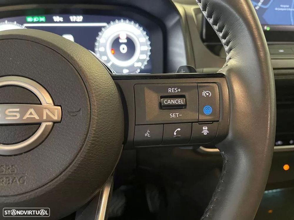 Nissan Qashqai 1.3 DIG-T N-Connecta LED Xtronic - 22