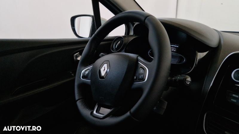 Renault Clio Estate TCe Life Evo - 17