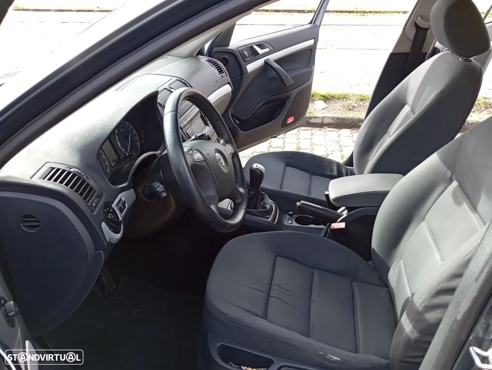 Skoda Octavia Break 1.9 TDi 4x4 - 5